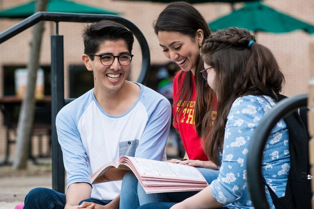 5 Tips For College Freshmen Advice To Survive Your First Year In College